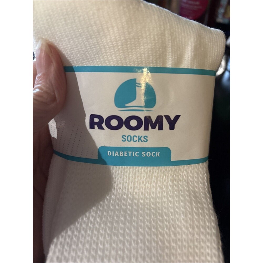New ROOMY Diabetic Enhance Circulation White Crew Socks Set Of 12 Pairs Sz S 6-8